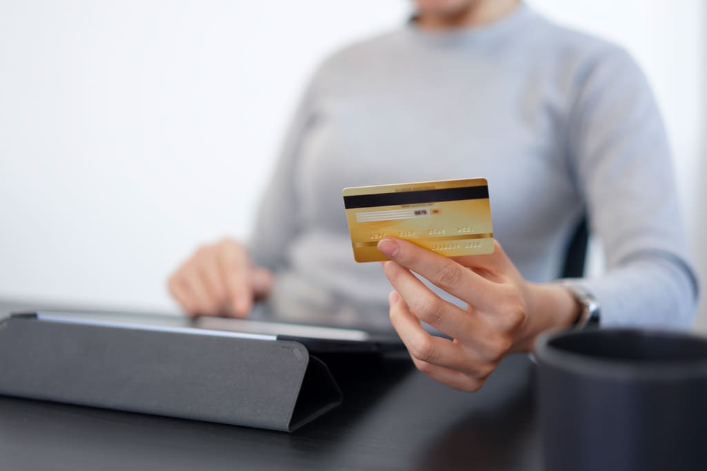 1 kakuyu kreditnuyu kartu vtb vybrat