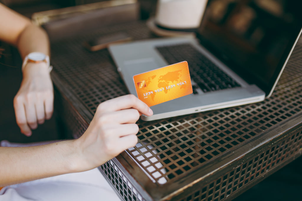 3 tarify vtb na snyatie nalichnyh i perevody s kreditok