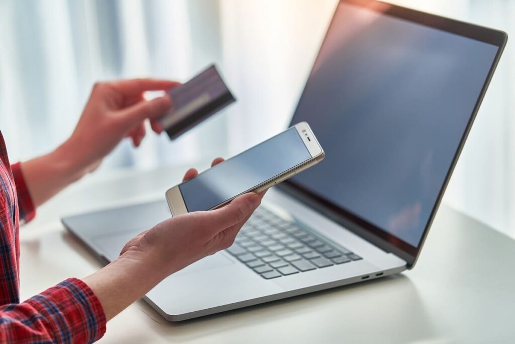 СМС-уведомления в “ОПТ Банке”: зачем нужны и как отключить